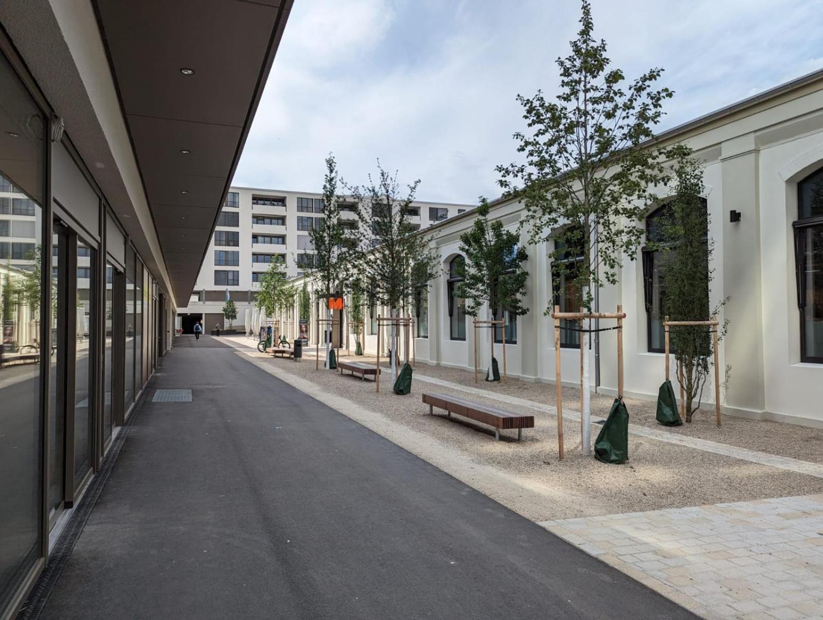 Loewe Apartments Am Rheinfall Neuhausen Am Rheinfall Esterno foto